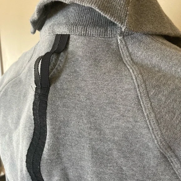 Lululemon Jacket - Picture 7 of 10